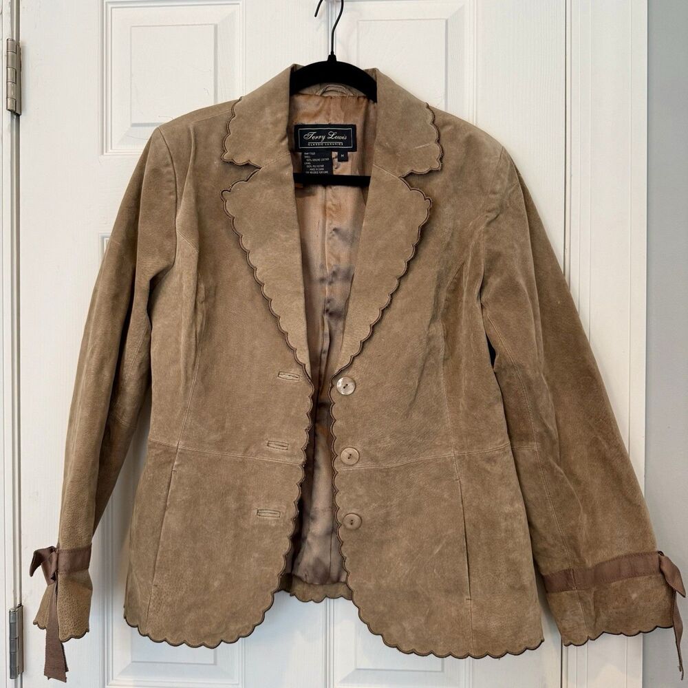 Vintage Terry Lewis Genuine Leather Blazer Scalloped Trim Bow Cuffs Tan Medium